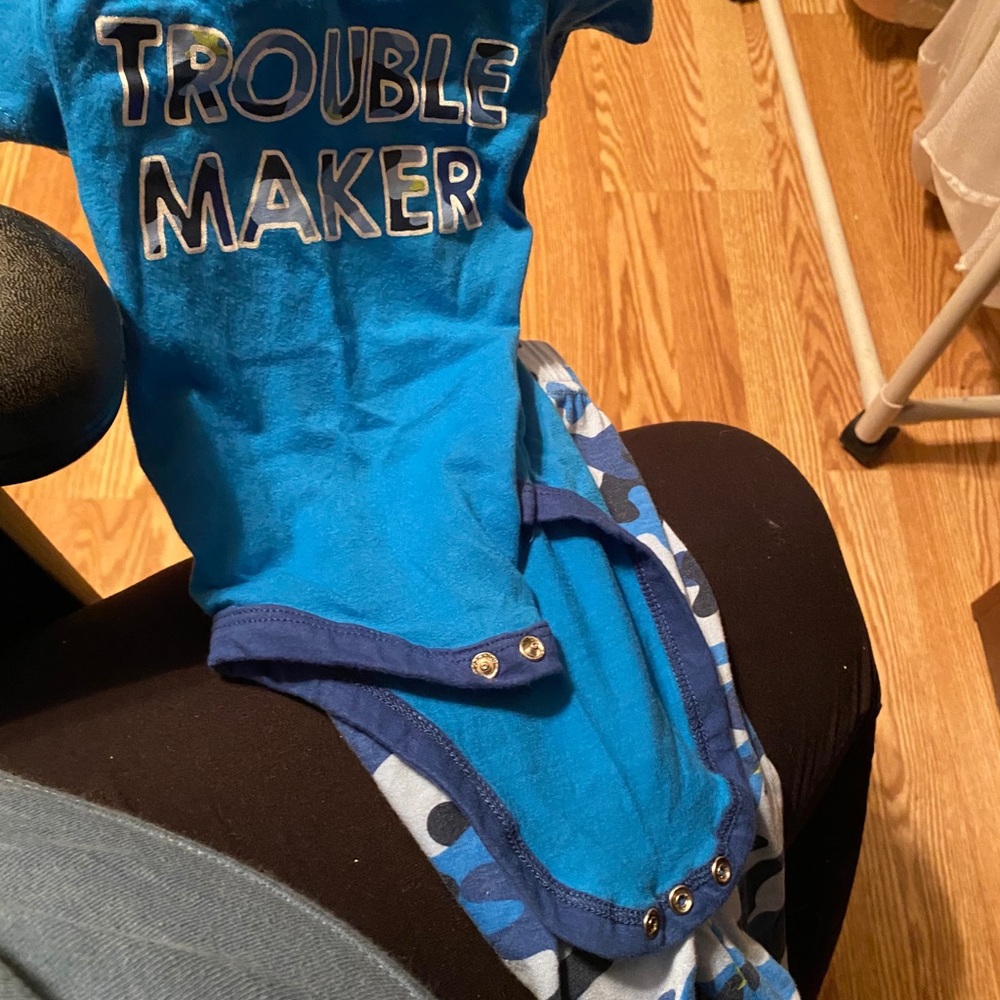 Baby boy clothes - Picture 2 of 16